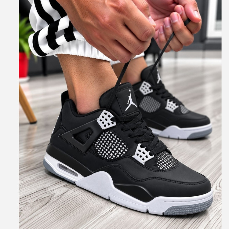 کفش بزرگپا کتانی ونس اسپرت مدل جردن 4jordan4 سایز 45تا47